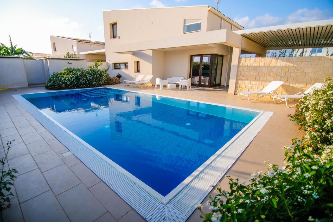 Ville Edilia Vacanze Marina di Ragusa Exterior photo